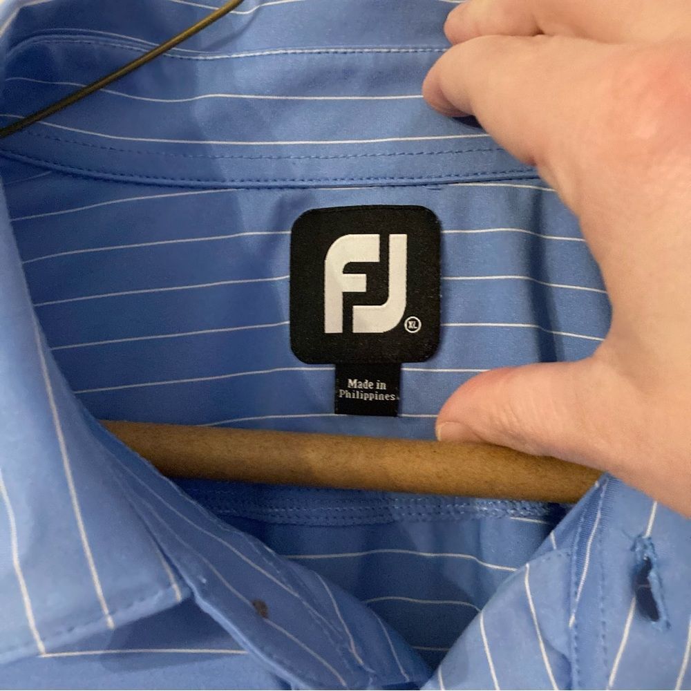 FootJoy Men’s blue striped golf polo size XL. - Picture 4 of 9